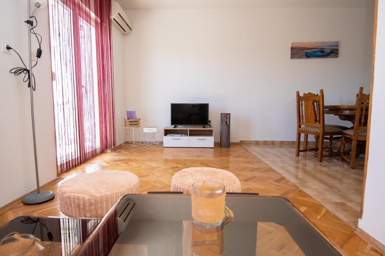 Apartmani Ivana 2 Kaštela المظهر الخارجي الصورة