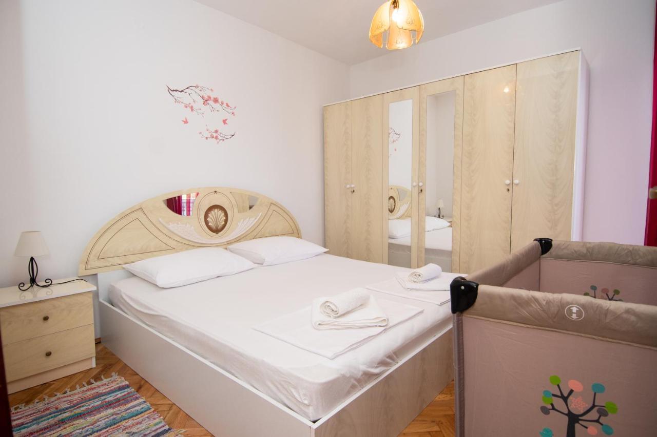 Apartmani Ivana 2 Kaštela المظهر الخارجي الصورة