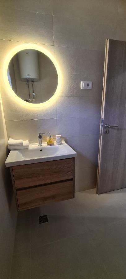 Apartmani Ivana 2 Kaštela المظهر الخارجي الصورة